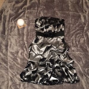 Le château strapless dress